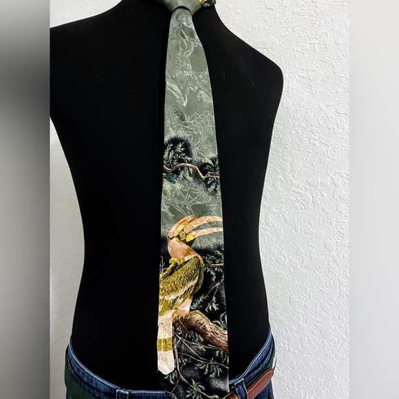 Endangered Species Tie (Rhinoceros Hornbius) “Lone Survivor” - Picture 2 of 6